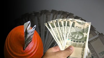 पोस्ट ऑफिस SCSS: एक बार निवेश करें, हर महीने ब्याज से कमाएं ₹20,000.