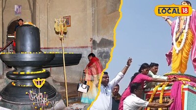 ব্যস্ত জীবন থেকে বিরতি নিয়ে ঘুরে আসুন নদিয়ার শিবনিবাসে। যেখানে বিশ্বের দ্বিতীয় বৃহত্তম শিবলিঙ্গের পাশাপাশি আপনার জন্য অপেক্ষা করছে আরও অনেককিছু।