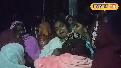 শোকাহত পরিবার শোকাহত পরিবার