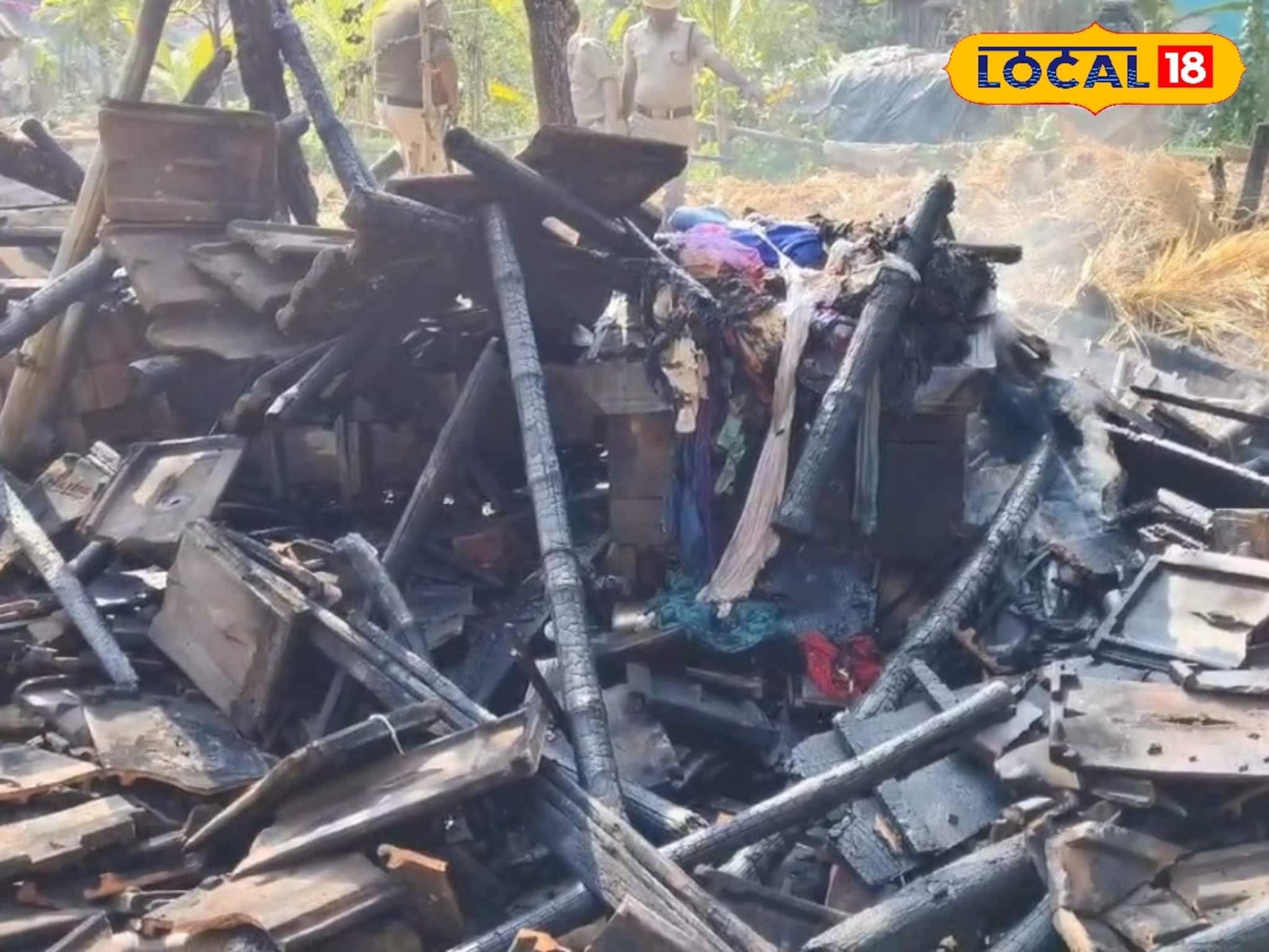 অল্পের জন্য প্রাণে বাঁচল গোটা পরিবার, অগ্নিকাণ্ডে চোখের সামনেই পুড়ে ছাই গোটা রান্নাঘর