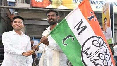 নতুন পদক্ষেপ প্রতীক উর রহমানের