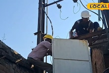 Purulia News: দিনরাত অপেক্ষায় থাকত সাক্ষাৎ 'যমদূত', ঘরের মাঝে ছিল হাইভোল্টেজ ট্রান্সফর্মার! বহু চেষ্টার পর হল মুশকিল আসান