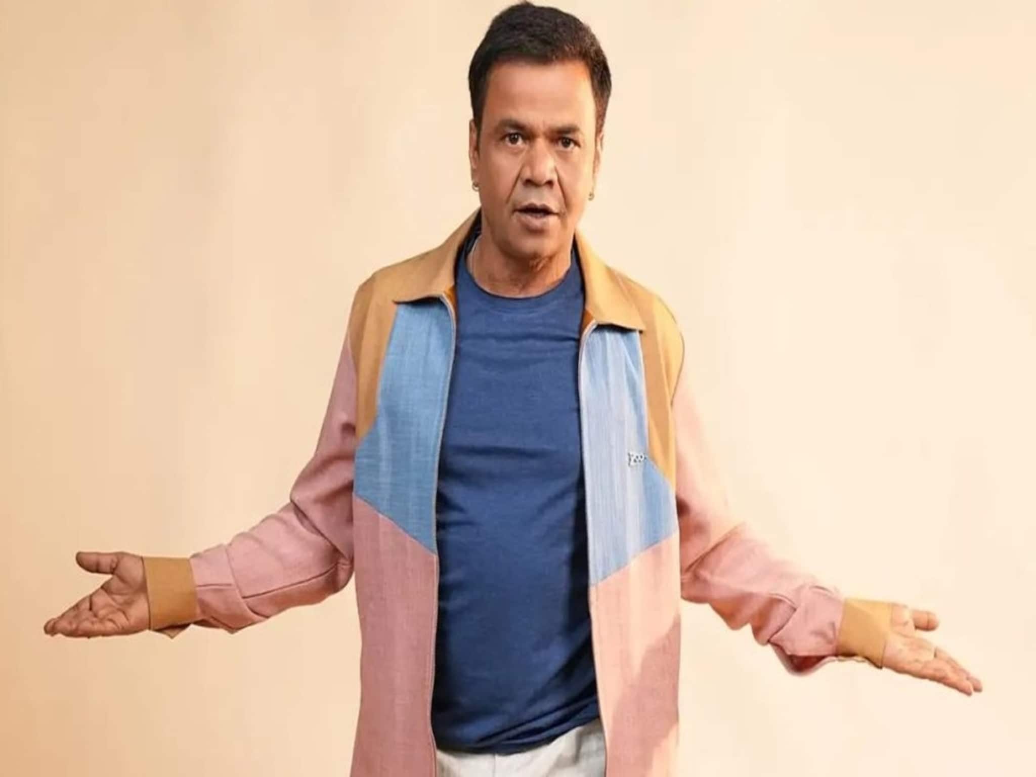 গ্রামে কোটি কোটি টাকার সম্পত্তি রাজপালের,তাও কেন ঋণের ফাঁদে আইনের জালে?উঠছে 'বড়' প্রশ্ন গ্রামে কোটি কোটি টাকার সম্পত্তি রাজপালের,তাও কেন ঋণের ফাঁদে আইনের জালে?উঠছে 'বড়' প্রশ্ন