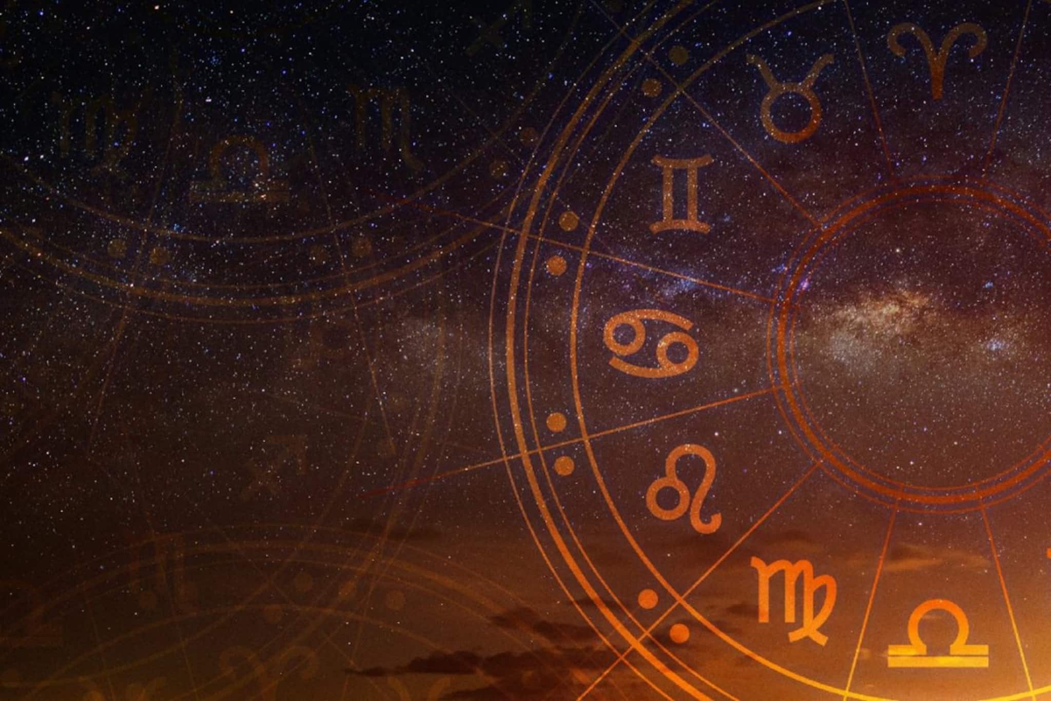 ২০ ফেব্রুয়ারি জীবন দয়ালু হাসি হাসবে না শুধুই হতাশা? যা বলছে আপনার রাশিফল ২০ ফেব্রুয়ারি জীবন দয়ালু হাসি হাসবে না শুধুই হতাশা? যা বলছে আপনার রাশিফল