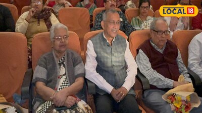 শিলিগুড়িতে এক মঞ্চে তিন দলের রাজনৈতিক ব্যক্তিত্ব