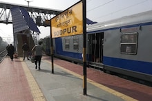 সোদপুর স্টেশনের ১ নম্বর প্ল্যাটফর্মে পড়েছিল ব্যাগ! জিআরপি তা থেকে যা পেল...আঁতকে উঠবেন!