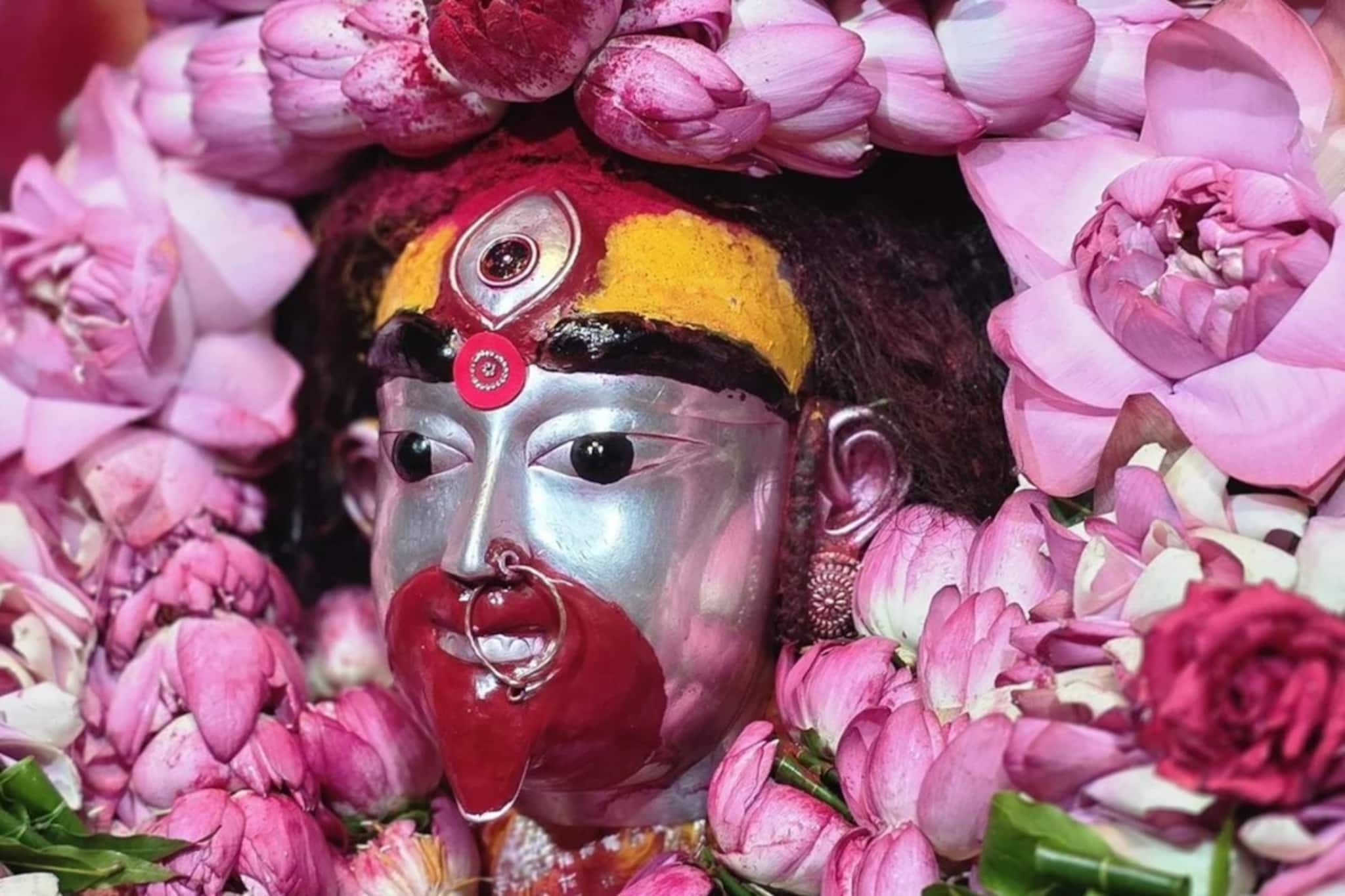 হোলিতে তারাপীঠ যাওয়ার প্ল্যান? হোটেল বুকিংয়ে পান ৫০% পর্যন্ত ডিসকাউন্ট! হোলিতে তারাপীঠ যাওয়ার প্ল্যান? হোটেল বুকিংয়ে পান ৫০% পর্যন্ত ডিসকাউন্ট!