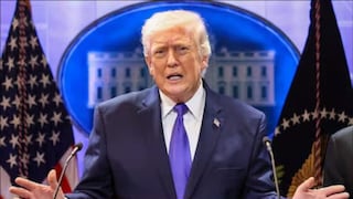 বিশ্বব্যাপী শুল্ক ১৫ শতাংশে বাড়ালেন ট্রাম্প, মার্কিন সুপ্রিম কোর্টের রায়কে আখ্যা ‘অ্যান্টি-আমেরিকান’