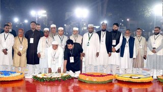 শ্রদ্ধা জানাতে এসে বিক্ষোভের মুখে পড়লেন জামাত নেতা শ্রদ্ধা জানাতে এসে বিক্ষোভের মুখে পড়লেন জামাত নেতা