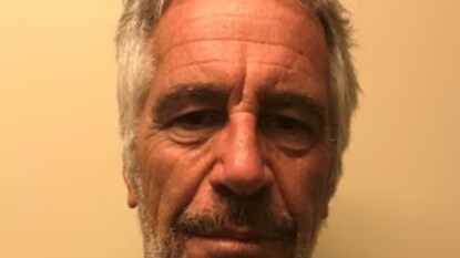 যৌন কেলেঙ্কারিতে অভিযুক্ত, বর্তমানে মৃত জেফরি এপস্টেইন৷ যৌন কেলেঙ্কারিতে অভিযুক্ত, বর্তমানে মৃত জেফরি এপস্টেইন৷