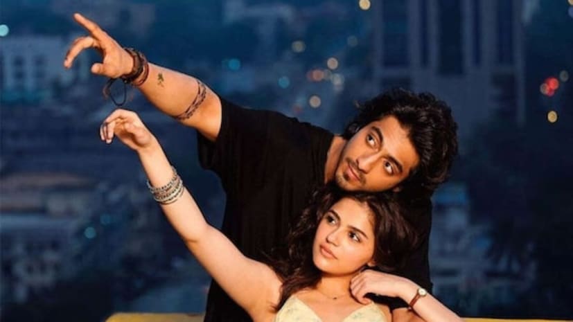 অনিতকে শেষবার তার প্রথম ছবি 'সাইয়ারা'-তে দেখা গিয়েছিল, যেখানে তিনি অহান পান্ডের বিপরীতে অভিনয় করেছিলেন। ছবিটি বক্স অফিসে হিট হয়েছিল, যা সাম্প্রতিক বছরগুলিতে যশ রাজ ফিল্মসের সবচেয়ে ব্লকব্লাস্টার ছবির মধ্যে একটি।