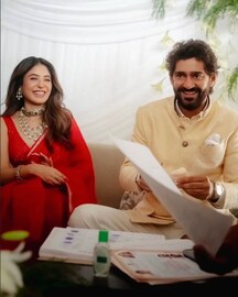 ক্রিকেটের জনপ্রিয় সঞ্চালক গৌরব কাপুর ও অভিনেত্রী কৃতিকা কামরার বিয়ে! পার্টির অন্দরের অদেখা ছবি ভাইরাল