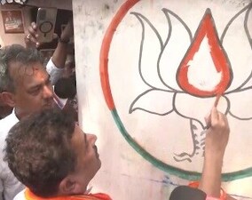 ভবানীপুরে শুভেন্দু অধিকারীর প্রচার শুরু: ঘরে ঘরে, দোকানে দোকানে জনসংযোগ