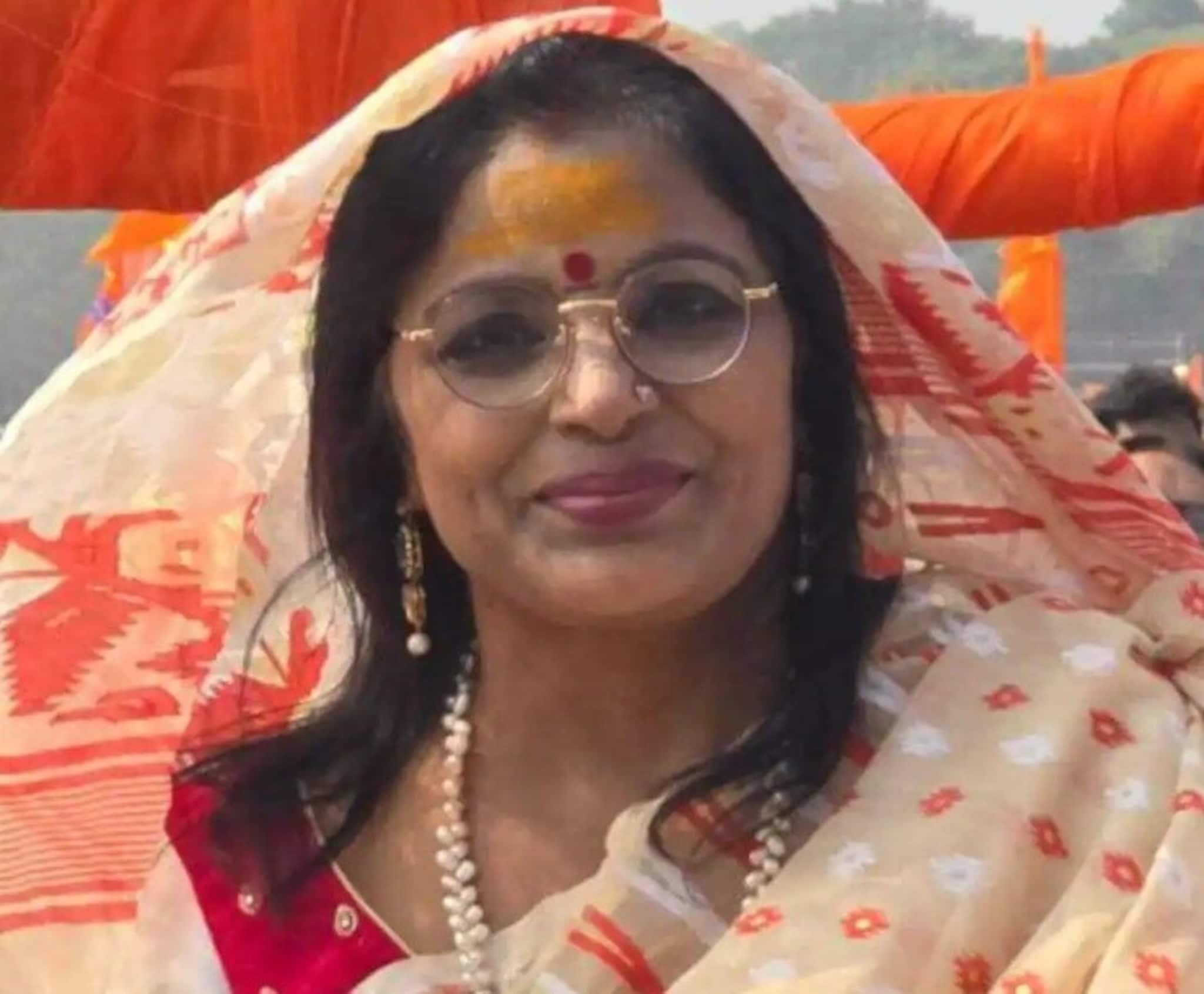 "তৃণমূল না করলে টলিউডে কাজ পাওয়া যায় না", ভয়ঙ্কর অভিযোগ বিজেপি প্রার্থী পাপিয়া অধিকারীর "তৃণমূল না করলে টলিউডে কাজ পাওয়া যায় না", ভয়ঙ্কর অভিযোগ বিজেপি প্রার্থী পাপিয়া অধিকারীর