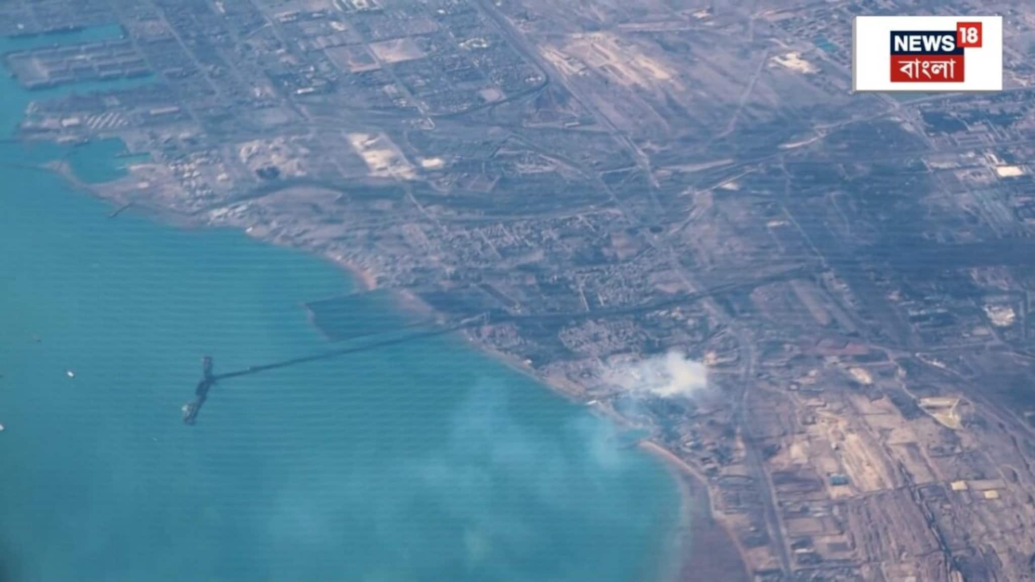 হরমুজ প্রণালীতে ইরানের 'টোল ট্যাক্স'? না কি বন্ধুত্বের খাতিরে ছাড়? হরমুজ প্রণালীতে ইরানের 'টোল ট্যাক্স'? না কি বন্ধুত্বের খাতিরে ছাড়?