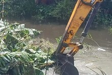 East Medinipur: খাল সংস্কার করতে গিয়ে ধ্বস! ভেঙে পড়ল বাজারের ৭০ টি দোকান, পূর্ব মেদিনীপুরে বড় কাণ্ড