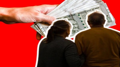 ৫৫ বছরের পরেও আর্থিক নিরাপত্তা গড়ে তুলতে মেনে চলুন এই স্মার্ট উপায়