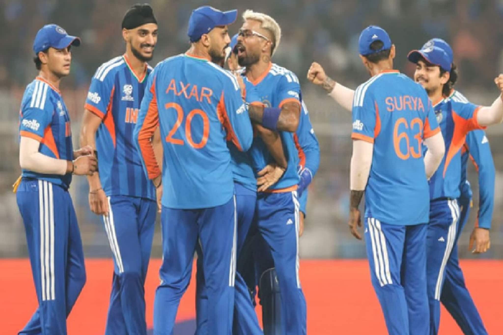 ২১৯ স্ট্রাইক রেট, ১৩৫ রান সেরা ইনিংস! সেমিফাইনালে ইংল্যান্ডের রক্ষে নেই এই ব্যাটারের থেকে! ২১৯ স্ট্রাইক রেট, ১৩৫ রান সেরা ইনিংস! সেমিফাইনালে ইংল্যান্ডের রক্ষে নেই এই ব্যাটারের থেকে!