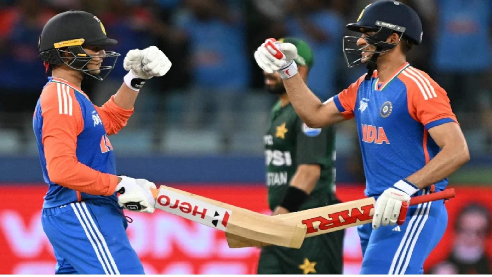 Abhishek Sharma and Shubman Gill: T20 WC-এ দলে ঠাঁই হয়নি, সেই গিলকেই টেক্সট করেছিলেন T20-র এক নম্বর অভিষেক, তারপর Abhishek Sharma and Shubman Gill: T20 WC-এ দলে ঠাঁই হয়নি, সেই গিলকেই টেক্সট করেছিলেন T20-র এক নম্বর অভিষেক, তারপর