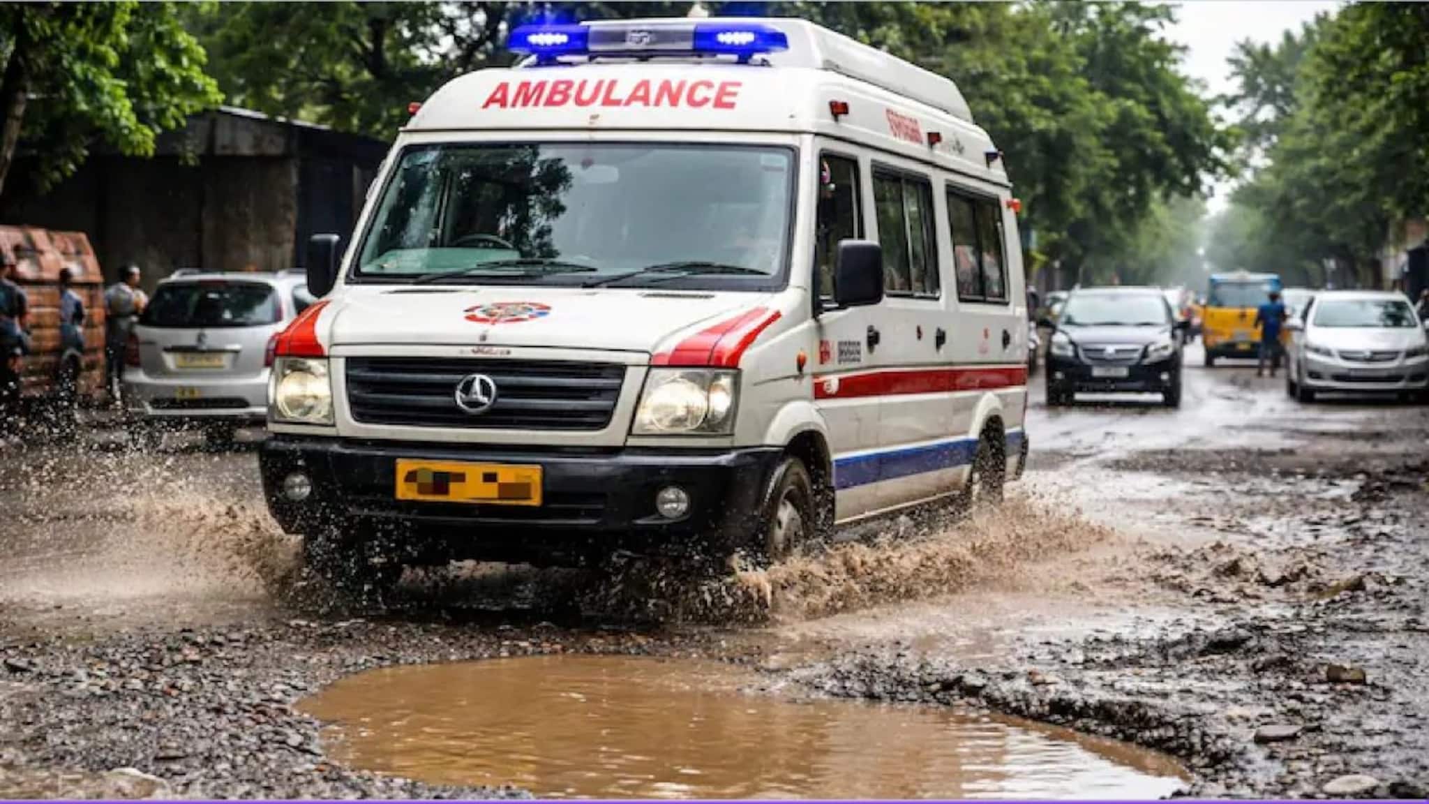 Viral News: গর্তে 'পড়ে' প্রাণে বেঁচে উঠলেন 'মৃত' মহিলা! অ্যাম্বুল্যান্সে নড়ে উঠল দেহ, তারপর? অবিশ্বাস্য