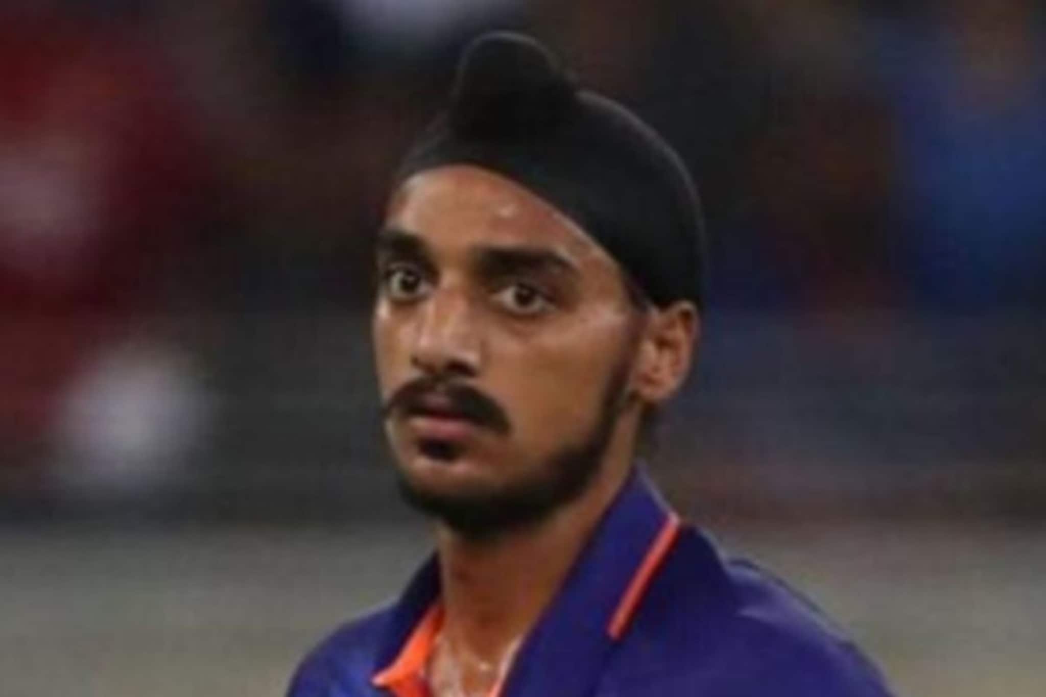 আনন্দ সইলো না বেশি সময়! টি-২০ বিশ্বকাপ জয়ের পর খারাপ খবর পেলেন অর্শদীপ সিং