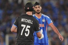 Gambhir On Arshdeep: আইসিসি কেটে নিয়েছে পয়েন্ট, হয়েছে জরিমানাও-তবুও বল ছুঁড়ে বেশ করেছে! এভাবেই অর্শদীপের পাশে দাঁড়ালেন গম্ভীর