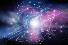 Horoscope Today:৪ এপ্রিল শুভ কী ঘটবে? অঘটন কিছু ঘটবে না তো? দেখে নিন রাশিফল