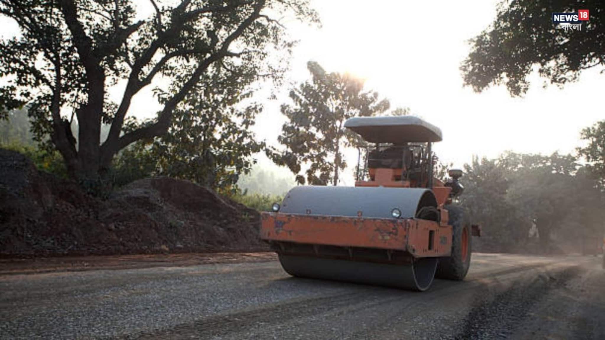 Bangla News: দীর্ঘ অপেক্ষার অবসান! ঘাটালের ভগবতী সেতুর অ্যাপ্রোচ রোড তৈরির কাজ শুরু