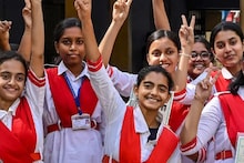 এপ্রিলেই CBSE দশমের ফল? জানুন সম্ভাব্য তারিখ, কোথায় ও কী ভাবে দেখবেন রেজাল্ট?