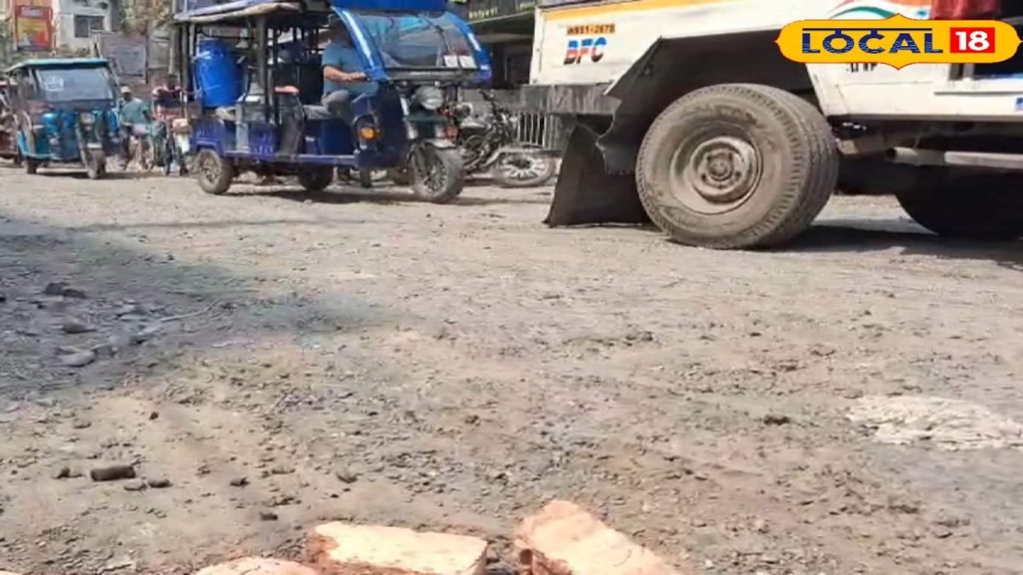 Nadia News: ৫০ বছরের সমস্যার অবসান! চাকদহে গুরুত্বপূর্ণ সড়ক নির্মাণের কাজ শুরু, যোগাযোগ ব্যবস্থার উন্নয়নে পদক্ষেপ সরকারের