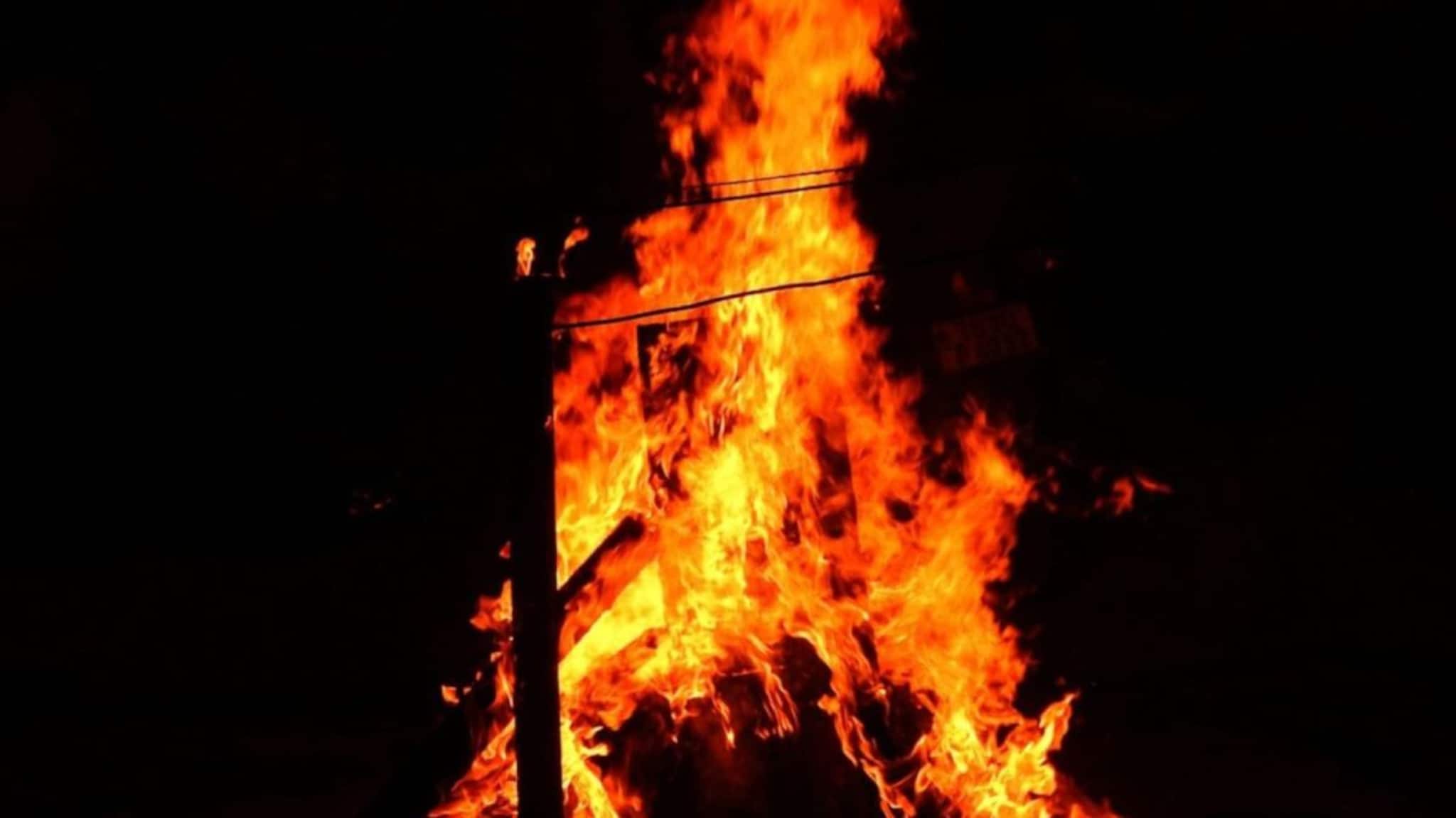 Holi 2026: ভাদ্র ও পূর্ণগ্রাস চন্দ্রগ্রহণের বিরল সংযোগ আরও ভয়ঙ্কর...! হোলিকা দহনে ভুলেও নয় এই কাজ, নরকে পরিণত হবে জীবন