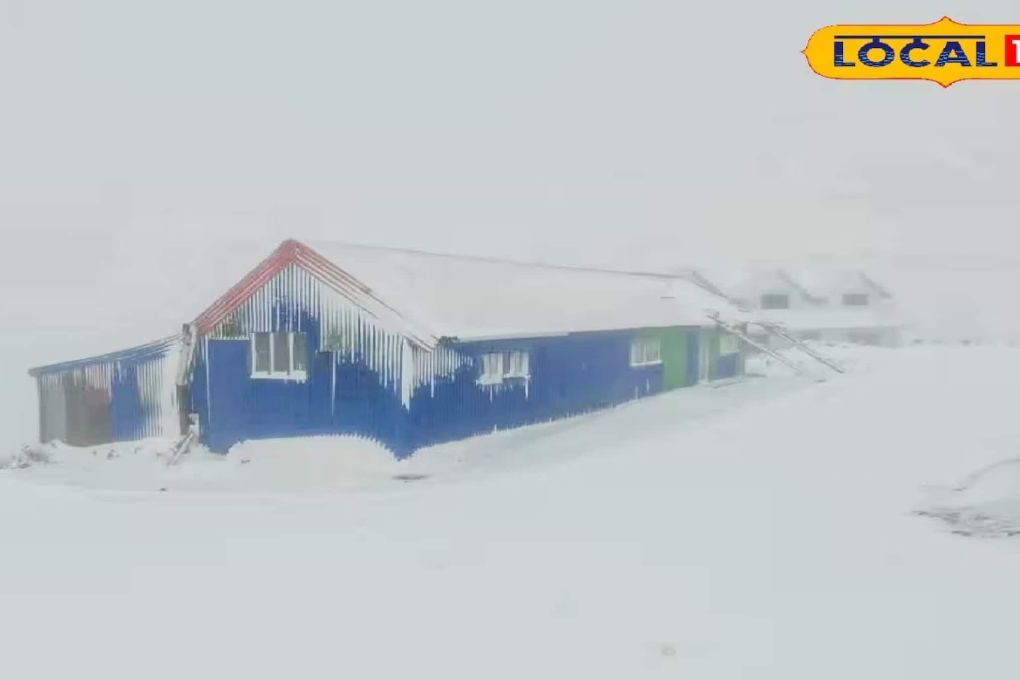 অঝোরে তুষারপাত চলছে সান্দাকফুতে, তুষারঝড়ে আটকে পর্যটকরা! পরিস্থিতি উদ্বেগজনক, পাহাড়ে বাড়ছে আতঙ্ক