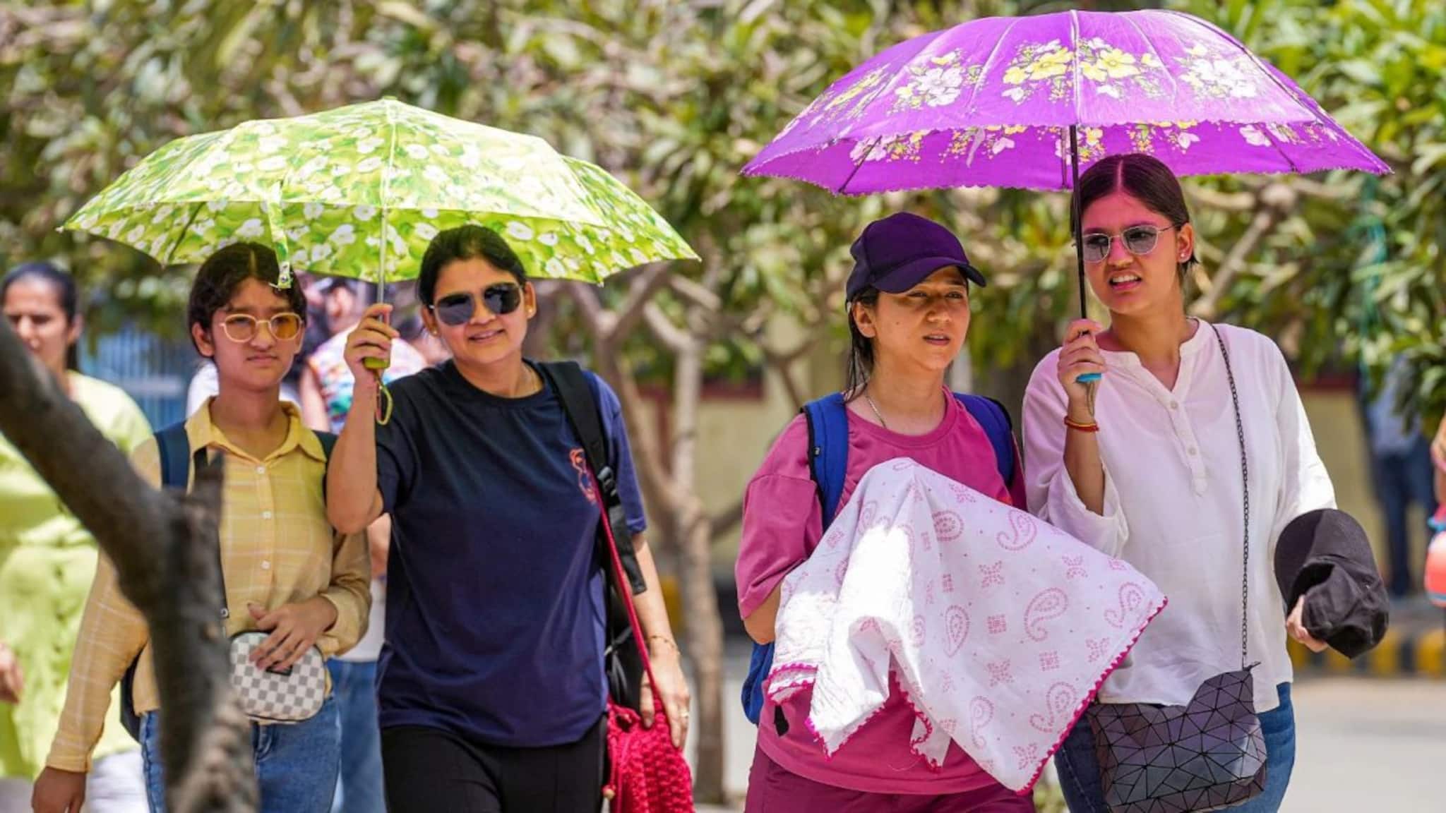 Summer 2026: গত ৫০ বছরে এই প্রথম,মার্চের প্রথম সপ্তাহেই দিল্লির তাপমাত্রা ছাড়াল ৩৫ ডিগ্রি, তীব্র দাবদাহে পুড়ছে রাজধানী