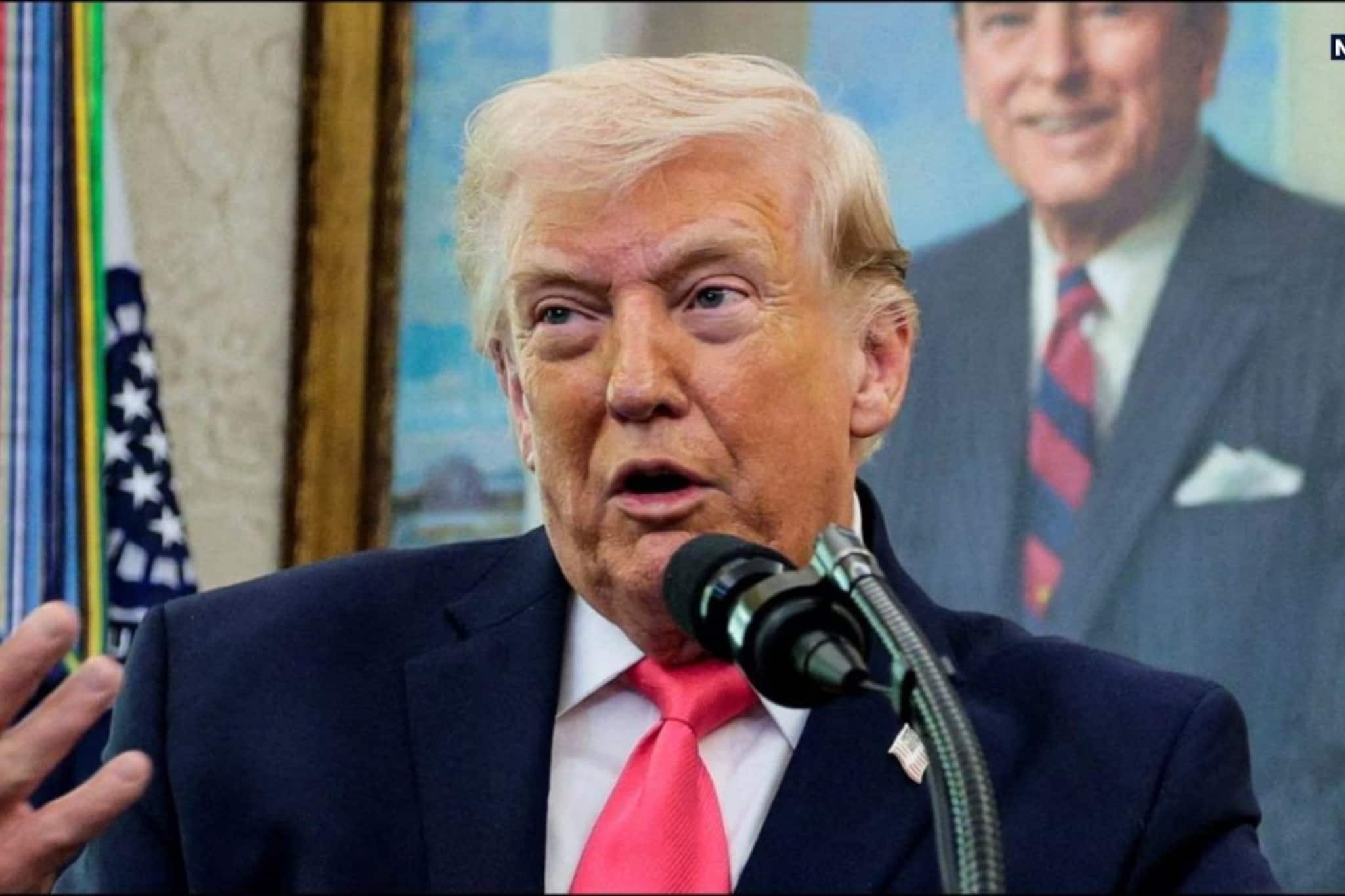 হরমুজ প্রণালী ঘিরে চরম উত্তেজনা! ইরানকে ৬ এপ্রিল পর্যন্ত সময় দিলেন ট্রাম্প, যুদ্ধের আশঙ্কা বাড়ছে হরমুজ প্রণালী ঘিরে চরম উত্তেজনা! ইরানকে ৬ এপ্রিল পর্যন্ত সময় দিলেন ট্রাম্প, যুদ্ধের আশঙ্কা বাড়ছে