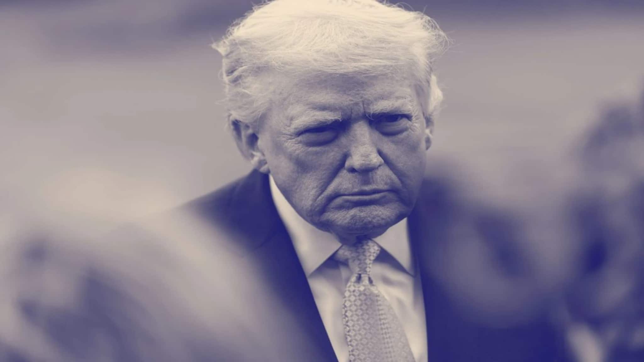 Iran's Gift To USA: ‘তেল বোমা’ ফাটালেন ট্রাম্প, নাকি ক্ষমা চাইছে, ১০ টি তৈলবাহী জাহাজ উপহার পাঠাল ইরান