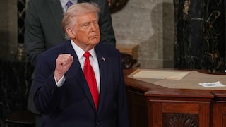 আরাঘচির এই মন্তব্যের পরেই ইরানকে পাল্টা তোপ দেগেছেন ট্রাম্প (Photo: AP) আরাঘচির এই মন্তব্যের পরেই ইরানকে পাল্টা তোপ দেগেছেন ট্রাম্প (Photo: AP)