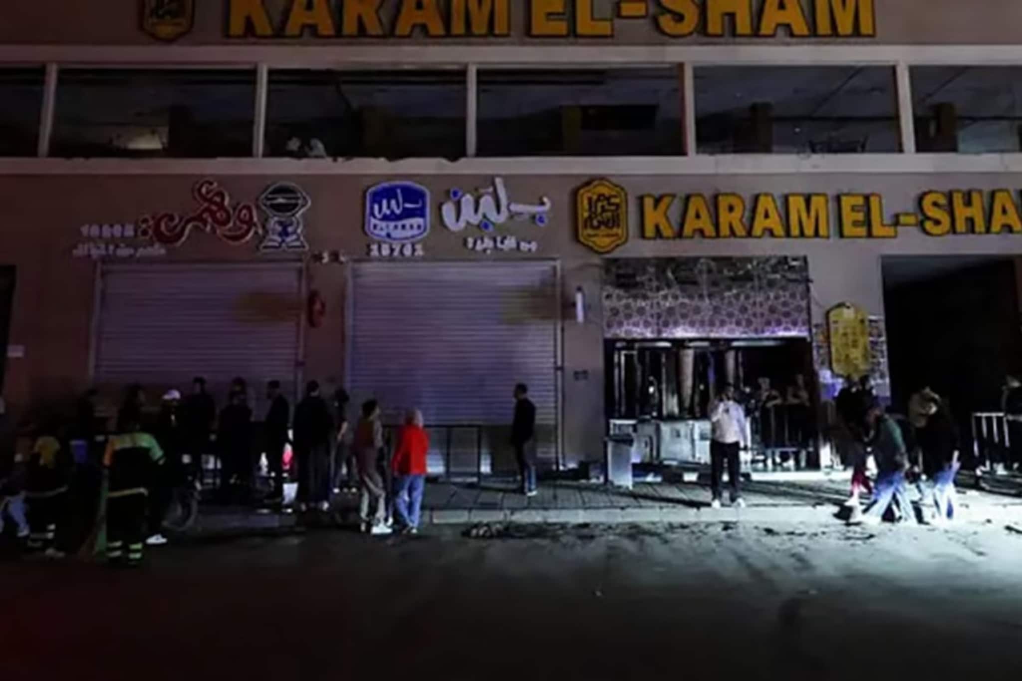 রাত ৯টার মধ্যে বন্ধ সব দোকানপাট, রেস্তোরাঁ-শপিং মল, জ্বালানি সংকটে এবার বিরাট পদক্ষেপ মিশরে! রাত ৯টার মধ্যে বন্ধ সব দোকানপাট, রেস্তোরাঁ-শপিং মল, জ্বালানি সংকটে এবার বিরাট পদক্ষেপ মিশরে!