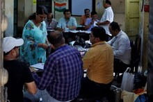 নির্বাচন কর্মীদের ভাতা বাড়াল কমিশন, ২০২৫ সালের অগাস্টের নির্দেশিকা ফের মনে করিয়ে দিয়ে জেলাগুলিকে জানানো হল