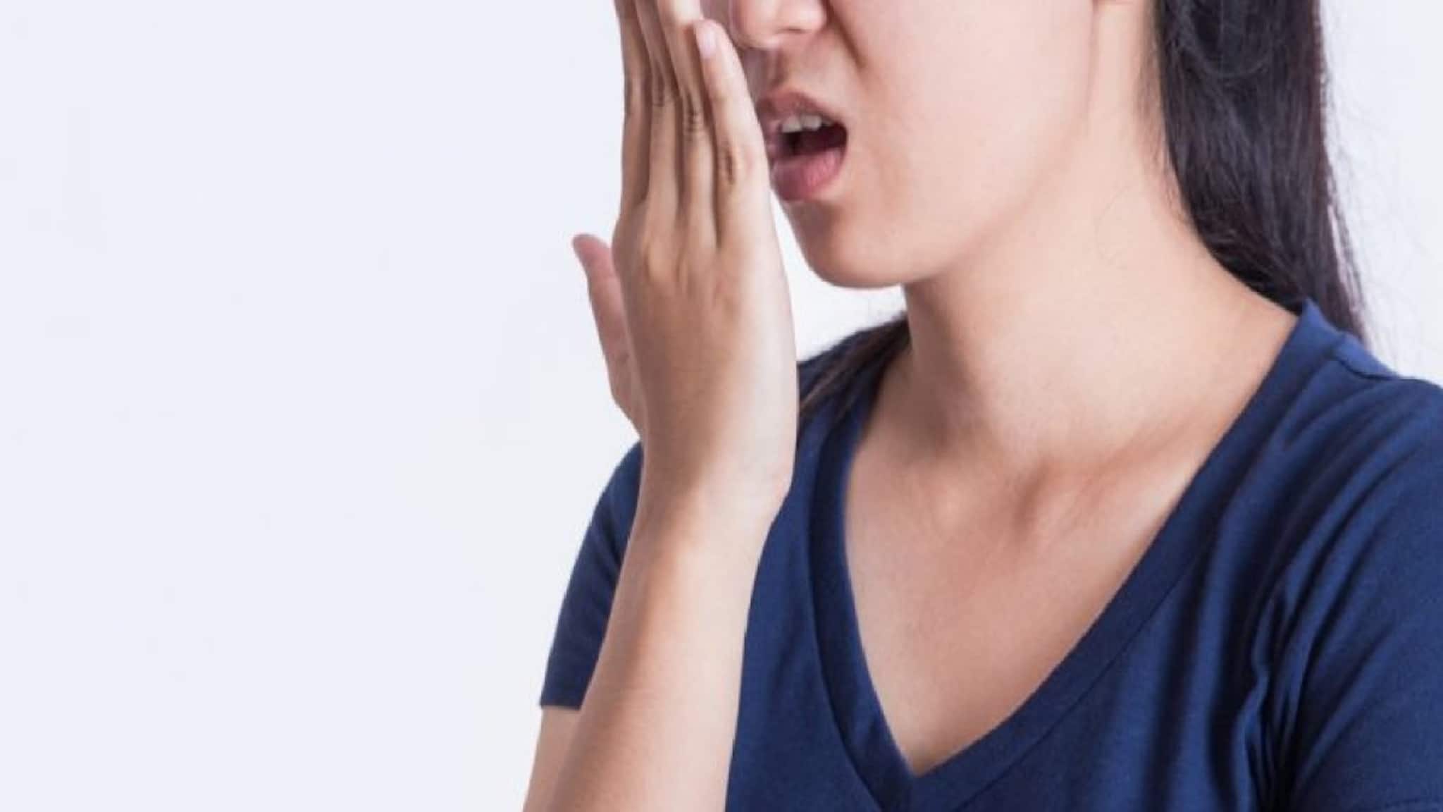 Battle Halitosis or Bad Breath: মুখ খুললেই পচা গন্ধ? সবাই নাক সিঁটকাচ্ছে? অস্বস্তি নয়, কনফিডেন্স আনুন, যে ৫ 'সুপারহিট' টোটকায় দুর্গন্ধ দূর ১ সেকেন্ডে