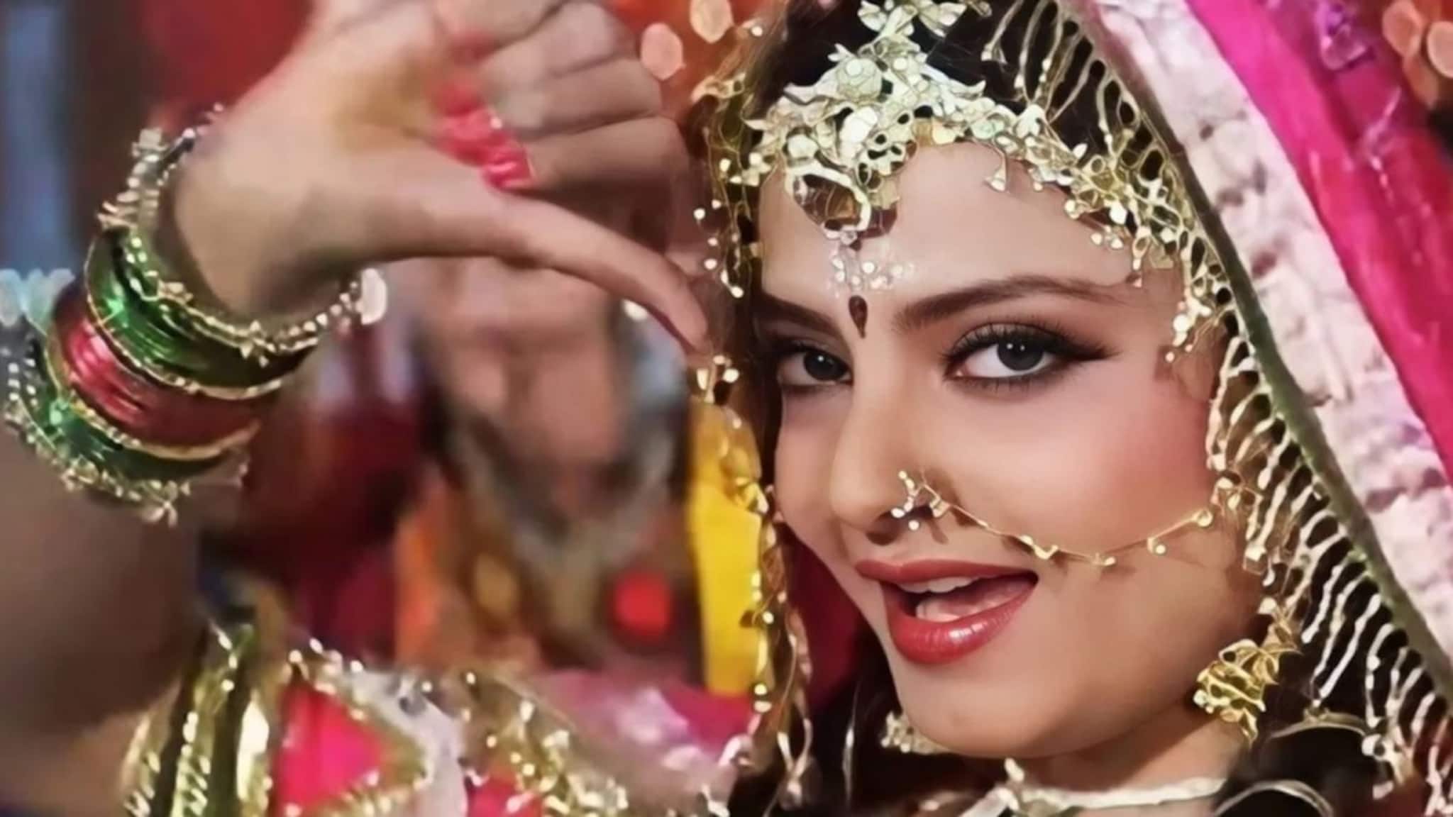 লতা মঙ্গেশকরের সুপারহিট গান, রেখা তাঁর প্রেমিককে নিয়ে প্রশ্ন করেছিলেন, দূরে দাঁড়িয়েই প্রেম বিলিয়ে দিলেন ধর্মেন্দ্র