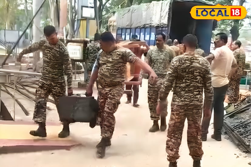 আসন্ন বিধানসভা নির্বাচনের আগে ভারী বুটের শব্দ পূর্ব মেদিনীপুরে। ভোটের আগে নিরাপত্তা ব্যবস্থা জোরদার করতে পূর্ব মেদিনীপুরে মোতায়েন হচ্ছে ১৪ কোম্পানি কেন্দ্রীয় বাহিনী। রাজনৈতিকভাবে সংবেদনশীল জেলা হিসেবে পরিচিত এই জেলার পটাশপুর ও এগরা। সোমবার এই দুই জায়গায় পৌঁছে গেল কেন্দ্রীয় বাহিনী। দু’কোম্পানি কেন্দ্র বাহিনী পৌঁছাল পূর্ব মেদিনীপুরের এগরা ও পটাশপুরে। (তথ্য ও ছবি : মদন মাইতি)