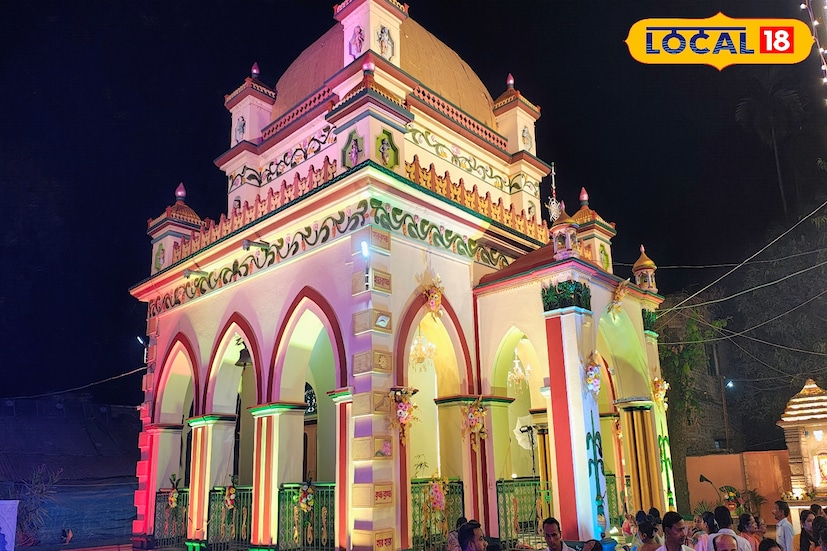 চৈতন্যভূমি নবদ্বীপে গৌর পূর্ণিমা মানেই ভক্তি, আবেগ ও উৎসবের মিলনক্ষেত্র। প্রতি বছরের মতো এবছরও গৌর পূর্ণিমা উপলক্ষে হাজার হাজার স্থানীয় ও বহিরাগত ভক্তের সমাগম ঘটেছে নবদ্বীপে। (ছবি ও তথ্য: মৈনাক দেবনাথ) চৈতন্যভূমি নবদ্বীপে গৌর পূর্ণিমা মানেই ভক্তি, আবেগ ও উৎসবের মিলনক্ষেত্র। প্রতি বছরের মতো এবছরও গৌর পূর্ণিমা উপলক্ষে হাজার হাজার স্থানীয় ও বহিরাগত ভক্তের সমাগম ঘটেছে নবদ্বীপে। (ছবি ও তথ্য: মৈনাক দেবনাথ)