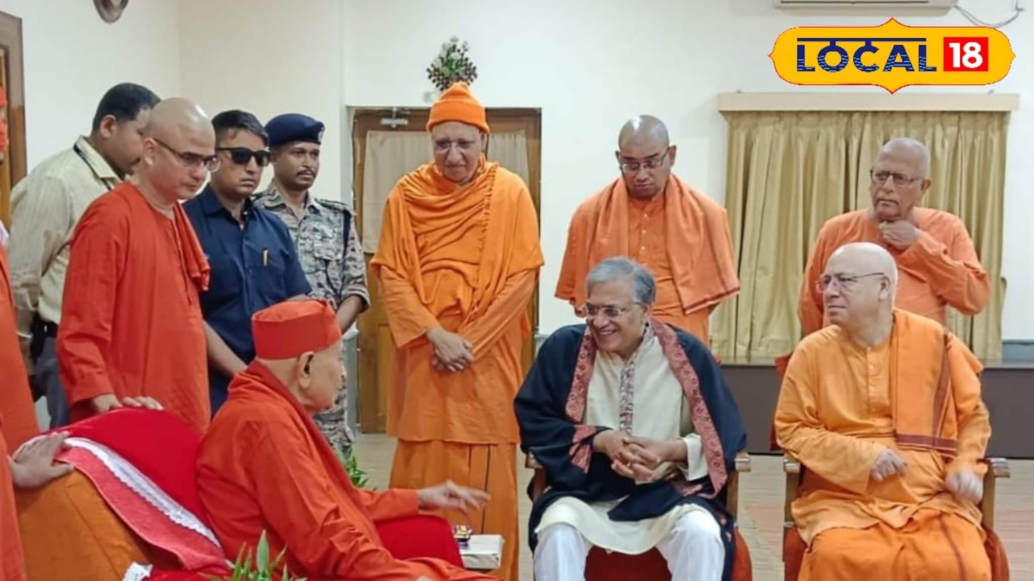 CEC Gyanesh Kumar: বঙ্গসফরের দ্বিতীয় দিনে বেলুড় মঠ, দক্ষিণেশ্বরে জ্ঞানেশ কুমার, 'ভোট হবে হিংসামুক্ত' জানালেন মুখ্য নির্বাচন কমিশনার