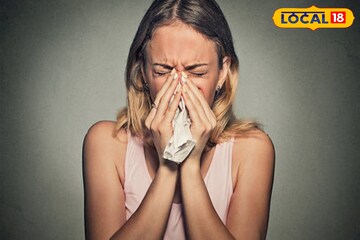 হঠাৎ বদলাচ্ছে আবহাওয়া, ঘরে ঘরে বাড়ছে অ্যালার্জি! এই সময়ে ভুলেও খাবেন না এই খাবারগুলি