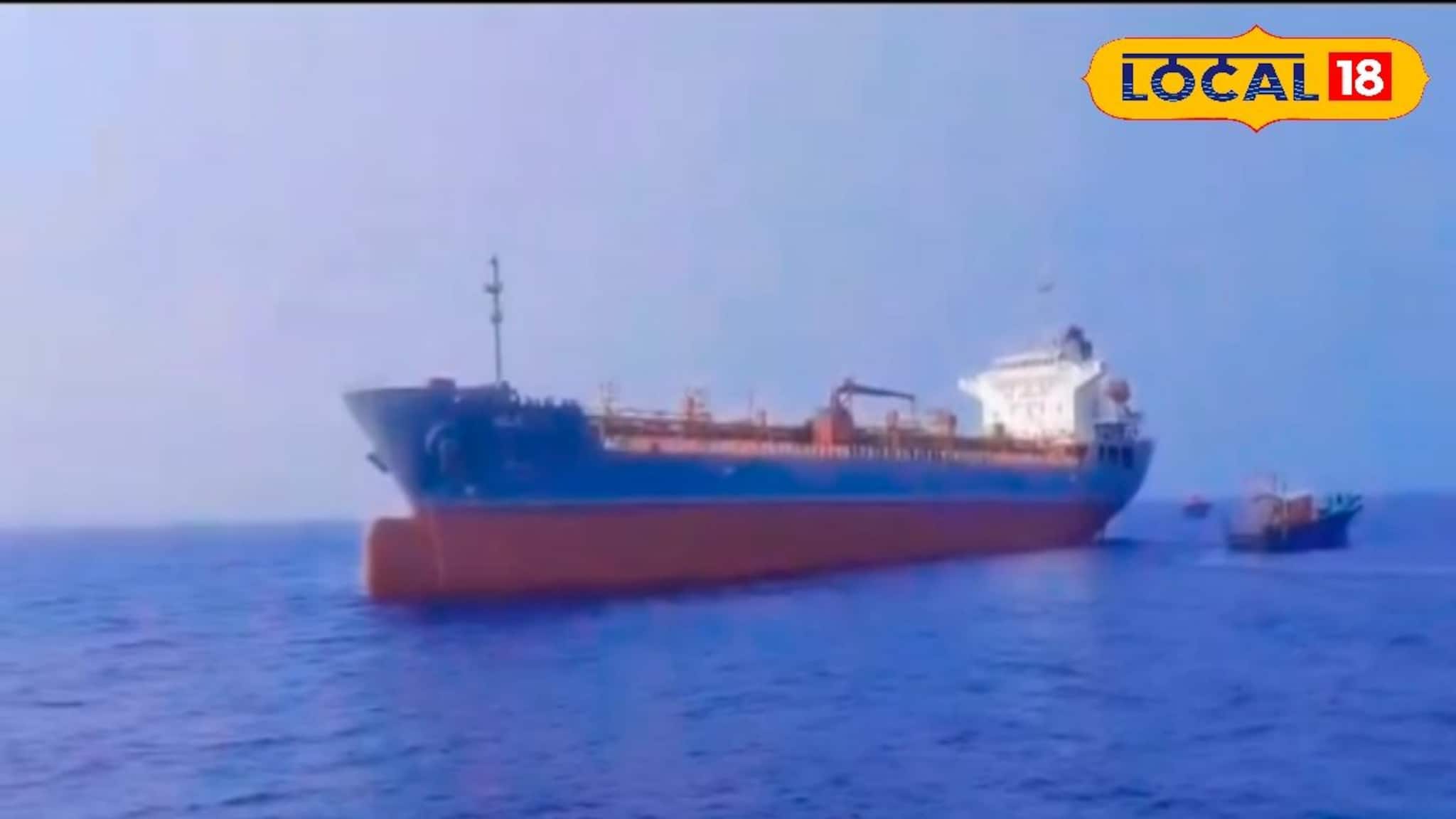 জাহাজের ধাক্কায় কেরলে্য সুমুদ্রে ট্রলার ডুবি! জেলার মৎস্যজীবীদের ৯ গুরুতর জখম, নিখোঁজ ২ 