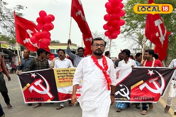 প্রার্থী ঘোষণা হতেই জোর প্রচারে বামের তরুণ তুর্কি! খড়গ্রামের বাড়ি বাড়ি ঘুরলেন ধ্রুবজ্যোতি সাহা