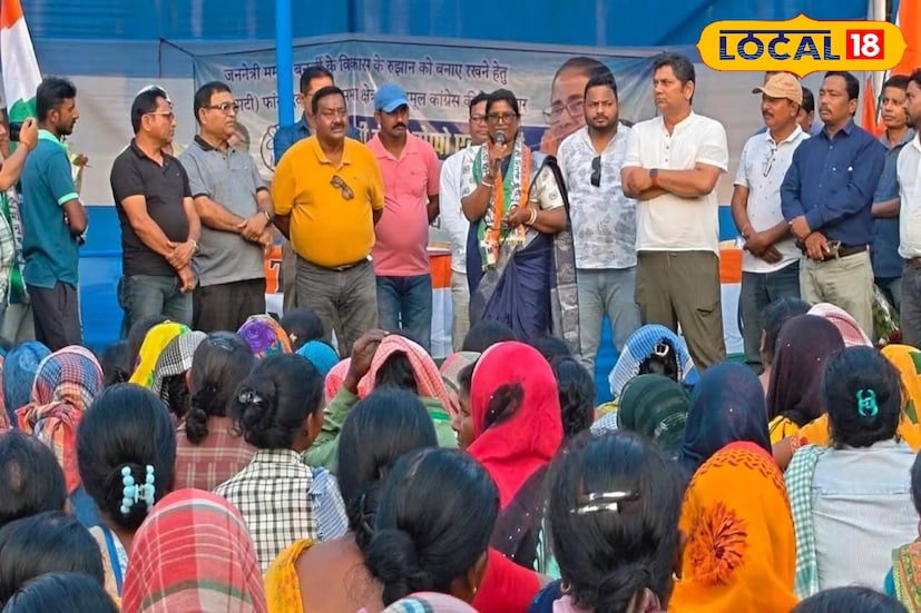 ফাঁসিদেওয়া বিধানসভা কেন্দ্রে নির্বাচনী প্রচারে নতুন মাত্রা যোগ করলেন তৃণমূল প্রার্থী রিনা টোপ্নো এক্কা। প্রচারের মূল কেন্দ্রে উঠে এল খড়িবাড়ির থানঝোড়া চা বাগান, যেখানে সরাসরি চা শ্রমিকদের সঙ্গে মিশে তাঁদের সমর্থন আদায়ে জোরকদমে নেমেছেন তিনি। (ছবি ও তথ্য: ঋত্বিক ভট্টাচার্য)