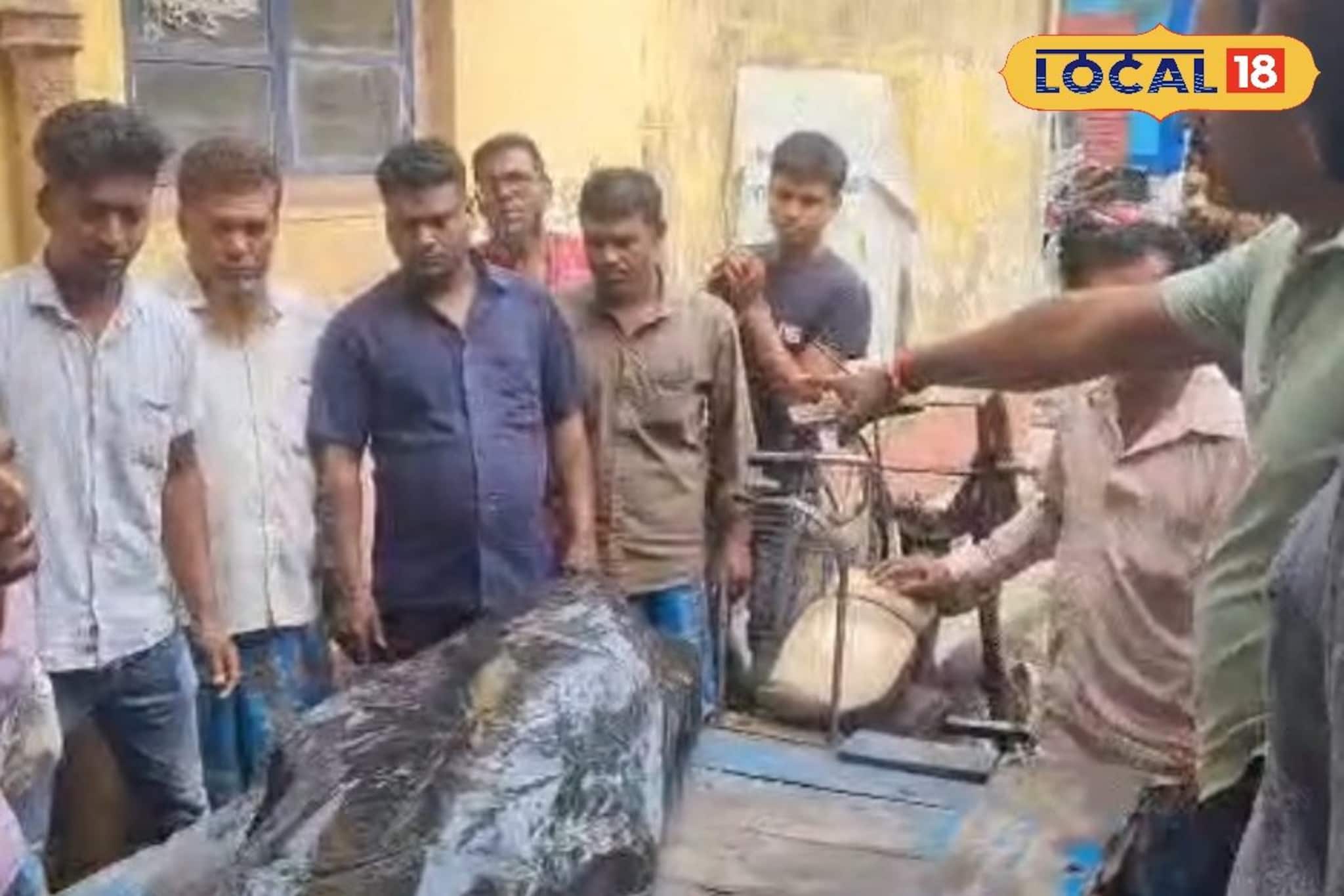 তীব্র চাঞ্চল্য হাড়োয়ায়! উদ্ধার যুবকের রক্তাক্ত দেহ, খুনের কারণ নিয়ে ঘনীভূত রহস্য