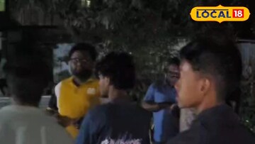 বিক্ষোভকারীরা 