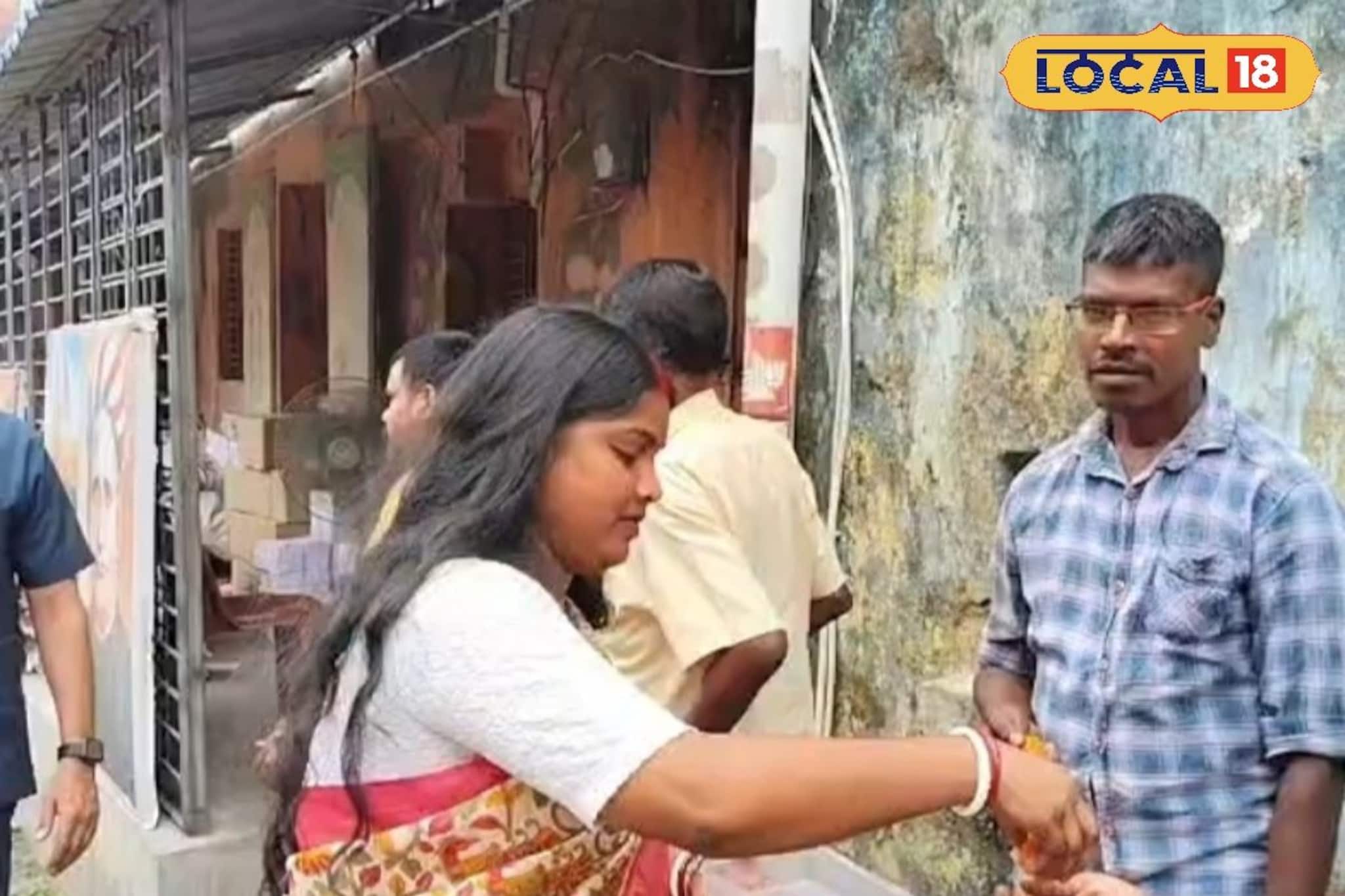 বিজেপি-র প্রার্থী তালিকায় নাম ঘোষণা হতেই স্বমহিমায় বসিরহাটে হাজির রেখা পাত্র